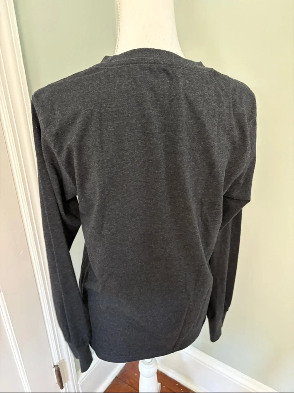Wrangler Black Long Sleeve Graphic Tee Horse American Flag Patriotic Small - Picture 4 of 4